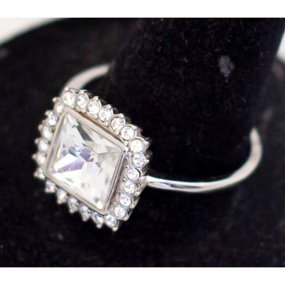 Size 10, Vintage Art Deco Square Faux Diamond Elegant Sterling Silver Ring - A23 - Picture 2 of 3